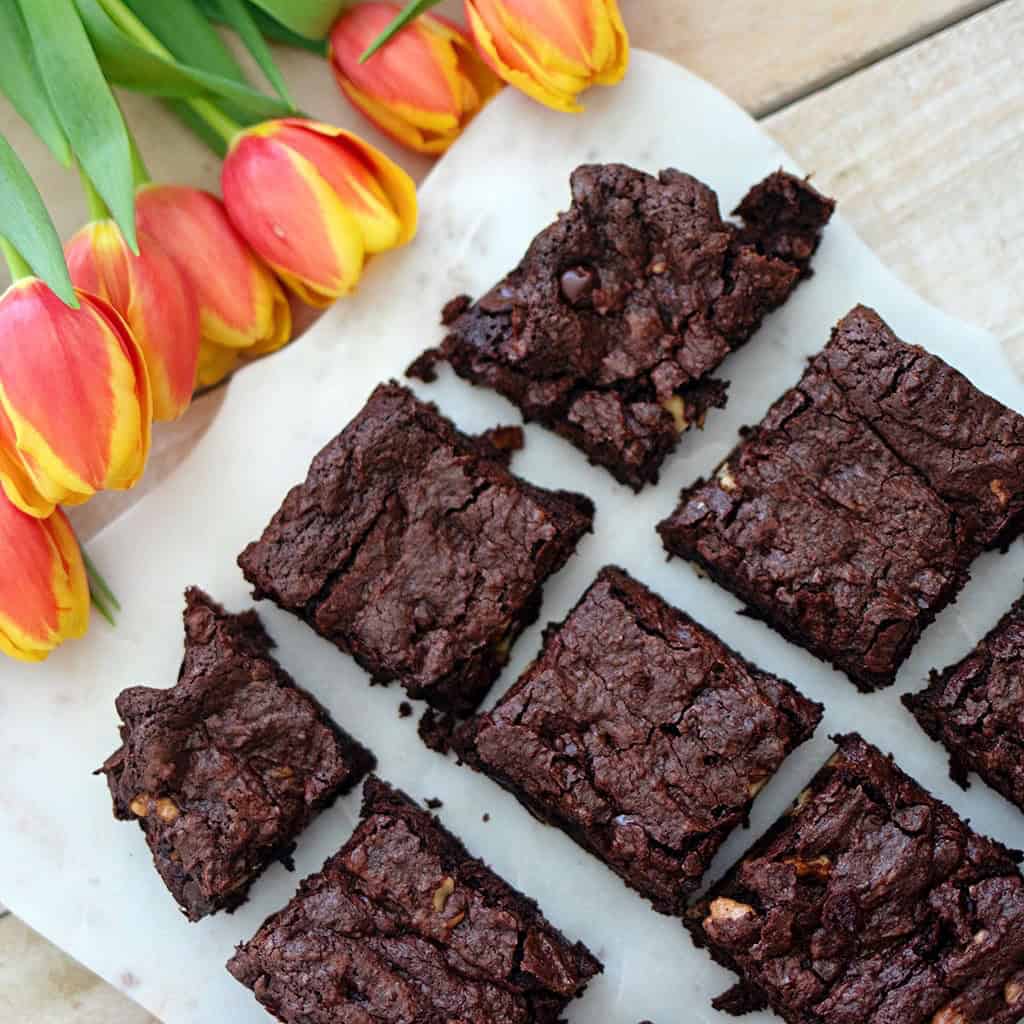 Easy and Amazing Vegan Brownies