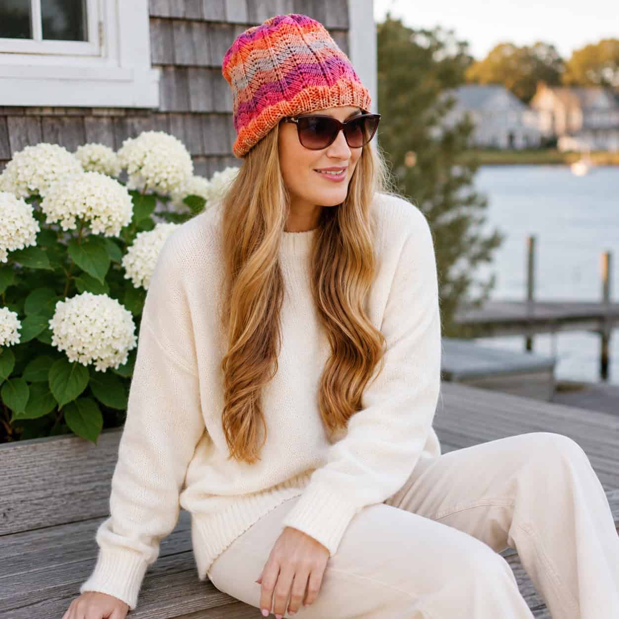 Women’s Wave Knit Hat Pattern (Colorful Knit Beanie with a Beautiful Wave Stitch)