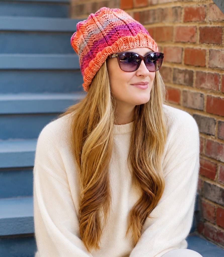 Women's Wave Knit Hat Pattern (Colorful Knit Beanie with a Beautiful Wave Stitch)