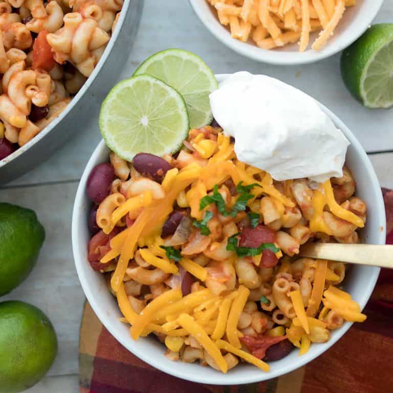 Easy One Pot Vegan Chili Mac