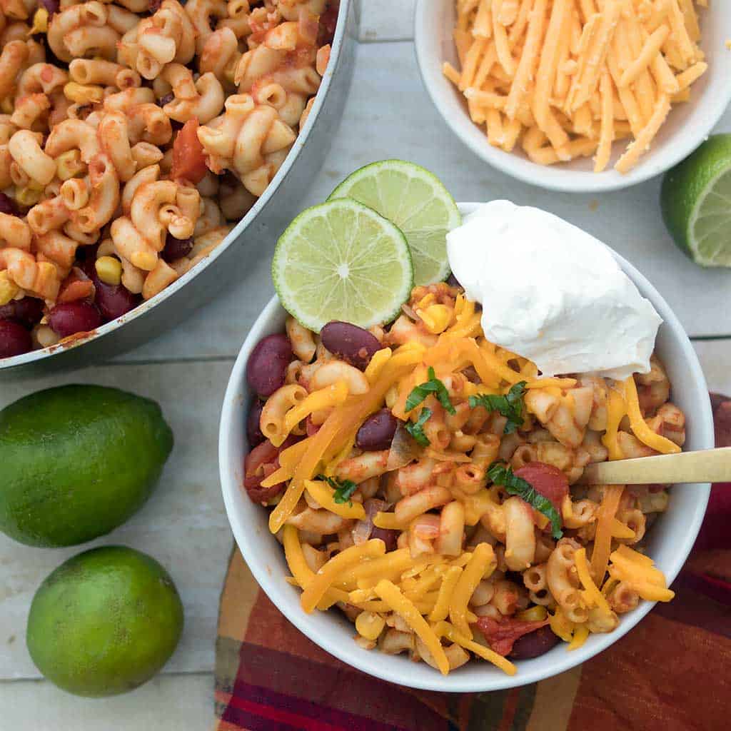 Easy One Pot Vegan Chili Mac