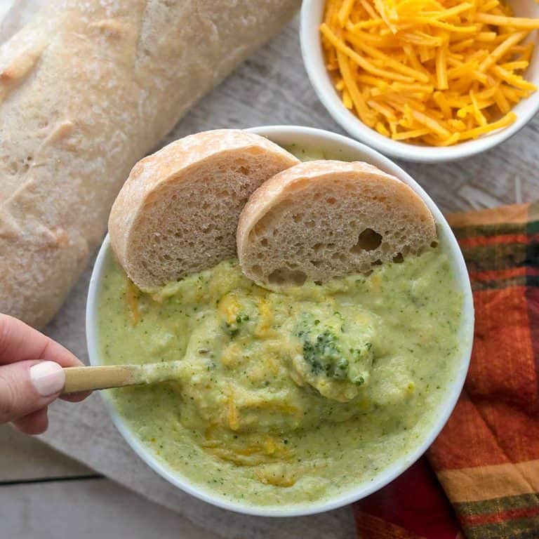Easy Vegan Broccoli Cheddar Soup