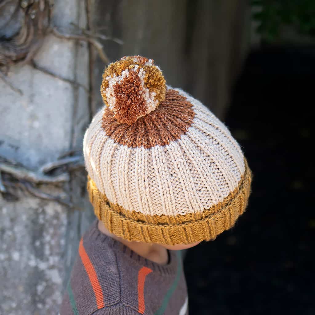 Kids Ribbed Colorblock Hat Knitting Pattern