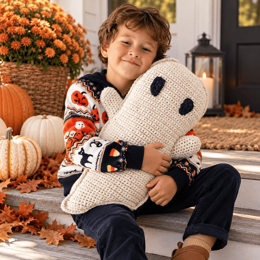 Easy Giant Plush Ghost Crochet Pattern (Beginner-Friendly Halloween Décor)