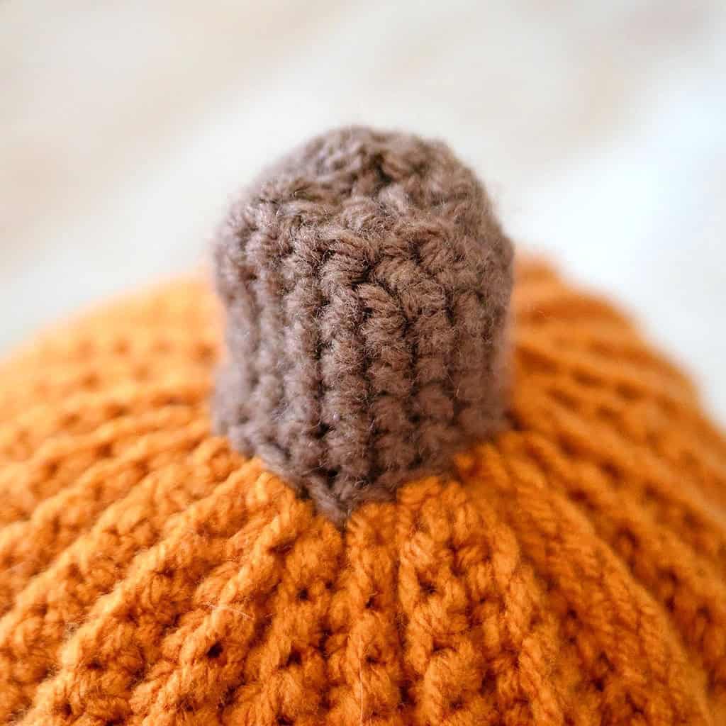 How to Crochet a Stem on Pumpkins
