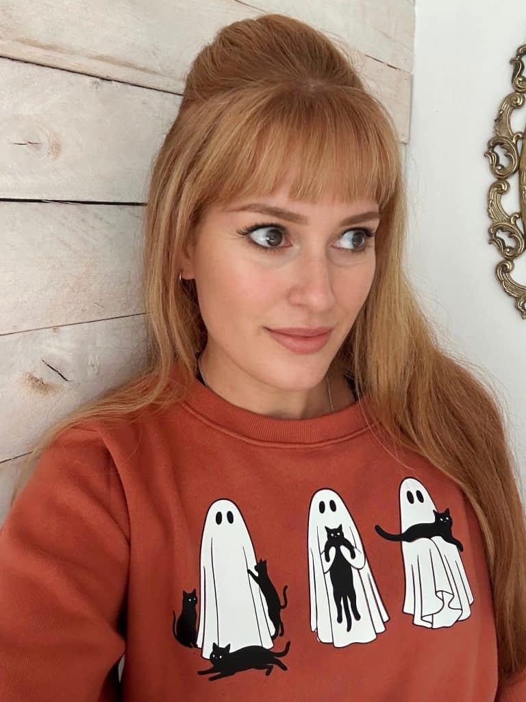 How to Make a 2 Color Iron On T Shirt with Cricut