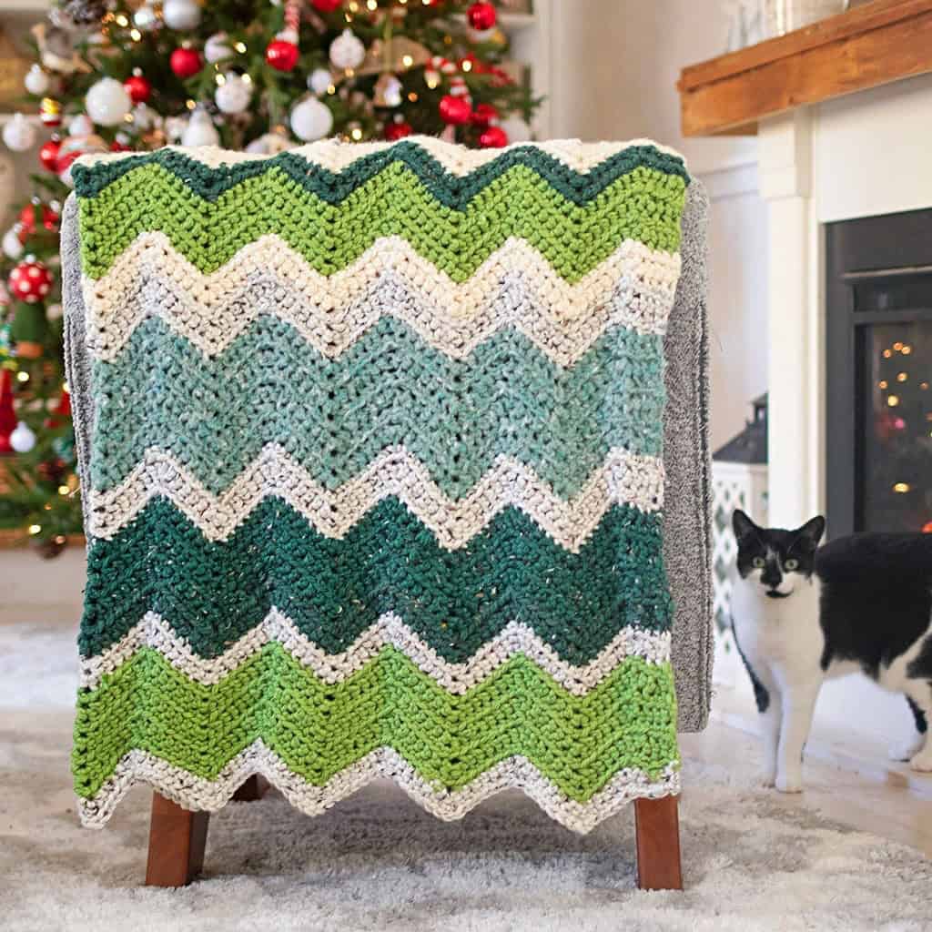 Super Bulky Wave Throw Crochet Pattern