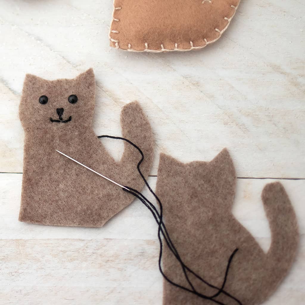 DIY Felt Cat Ornament Tutorial