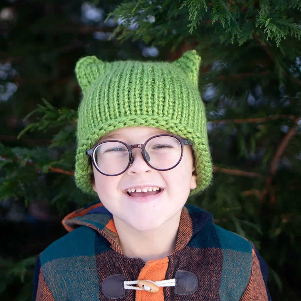 Kids Super Easy Flat Knit Cat Hat
