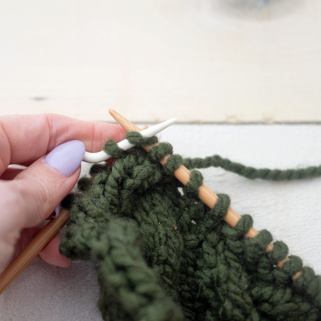 Cable Knitting for Beginners: A Step-by-Step Guide to Your First Cables