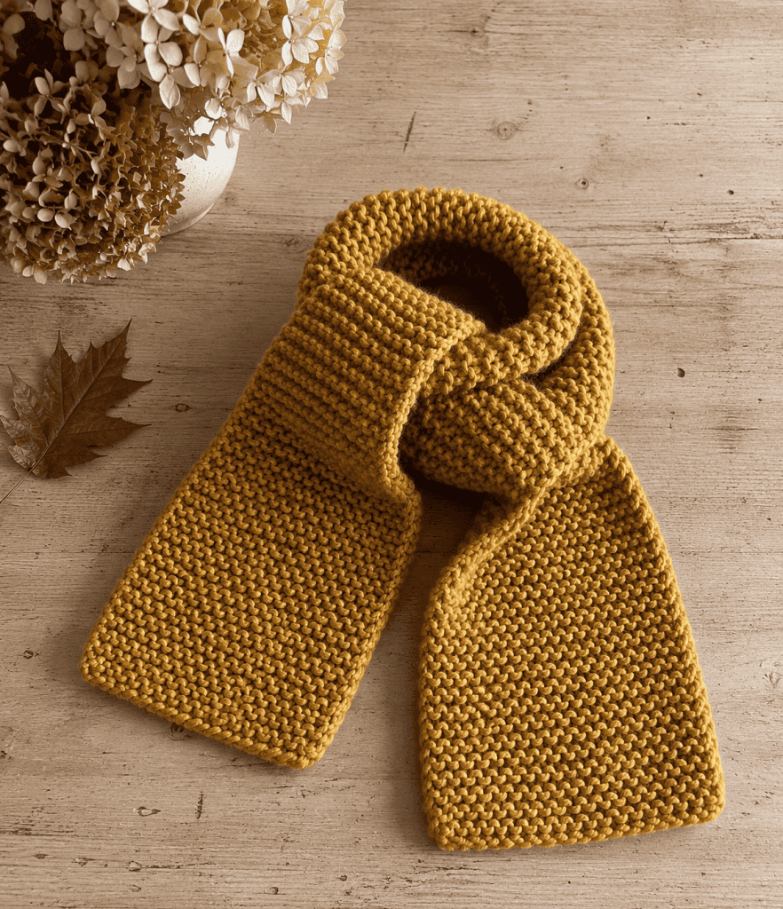 Easy Super Bulky Scarf Knitting Pattern (Beginner-Friendly & Cozy)